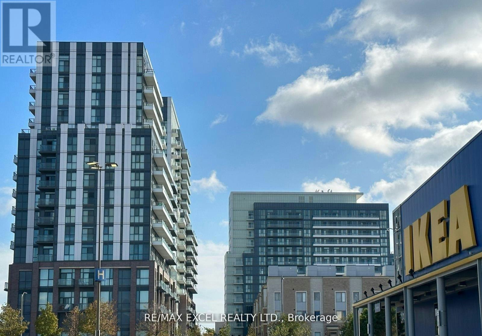 820-60 Honeycrisp Crescent, Vaughan, ON, L4K 0N5 - 2