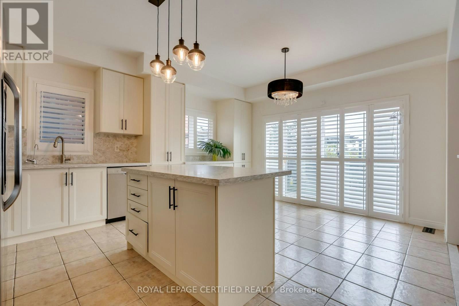 3053 Ferguson Drive, Burlington, ON, L7M 0G5 - 8
