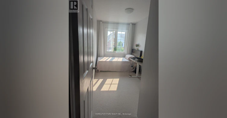 21 Linnell Street, Ajax, ON, L1Z 0K9 - 14