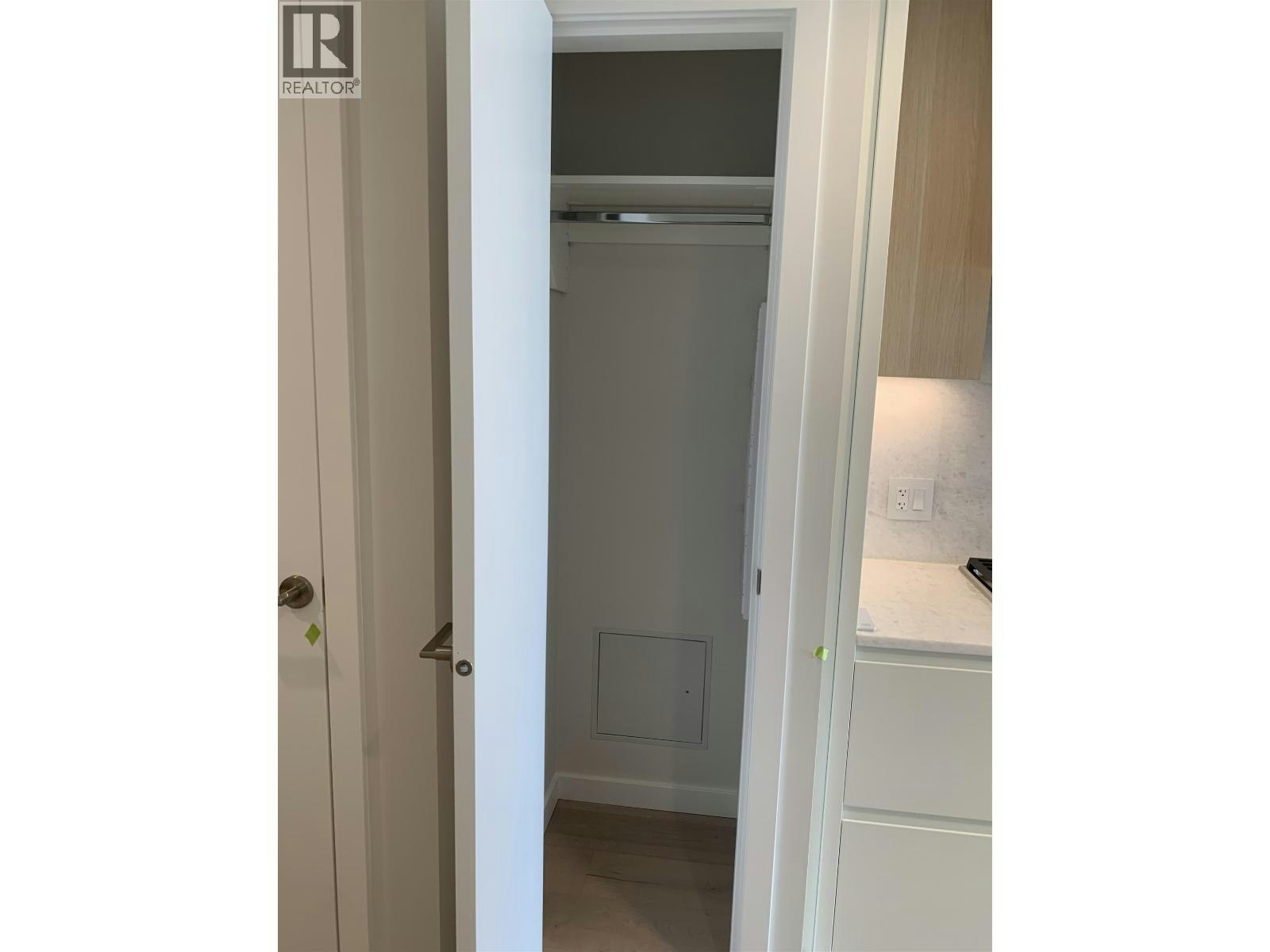 1202-7418 Paulson Street, Vancouver, BC, V6P 6E8 - 4