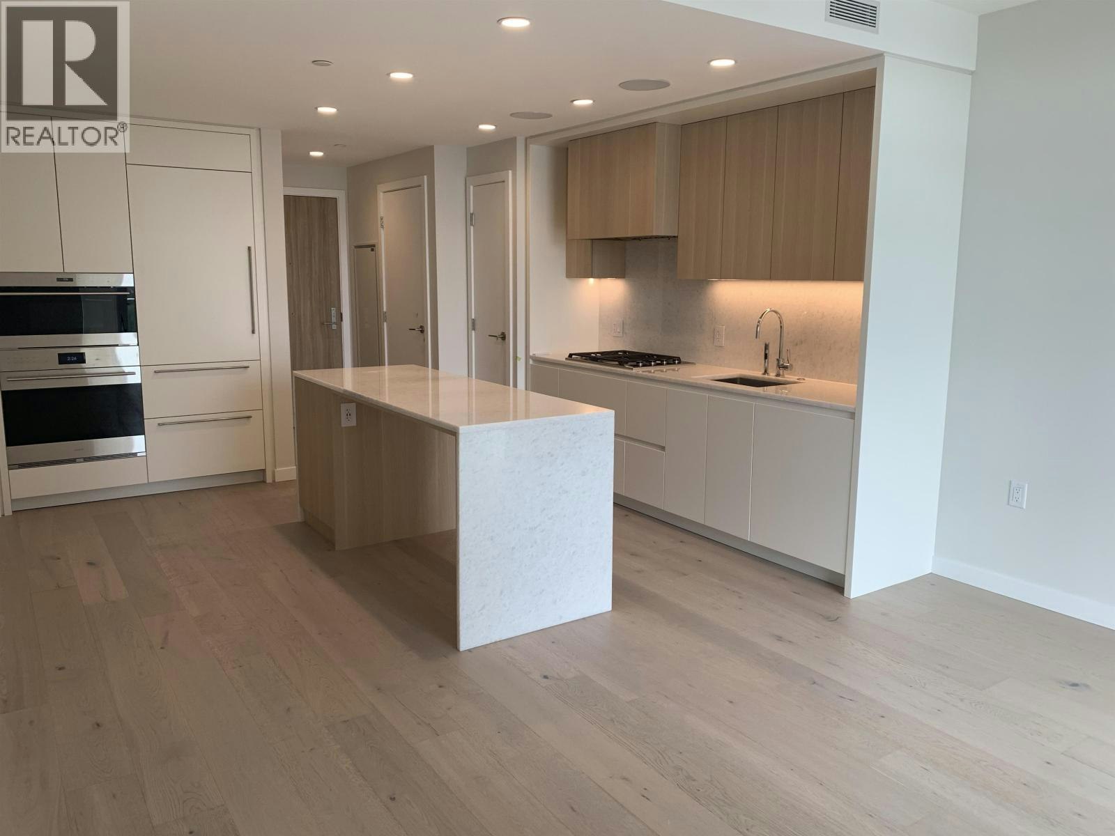 1202-7418 Paulson Street, Vancouver, BC, V6P 6E8