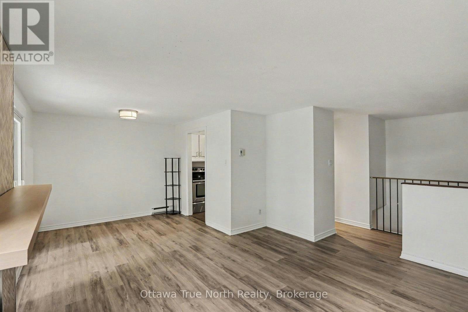 3-4 Sweetbriar Circle, Ottawa, ON, K2J 2K4 - 3