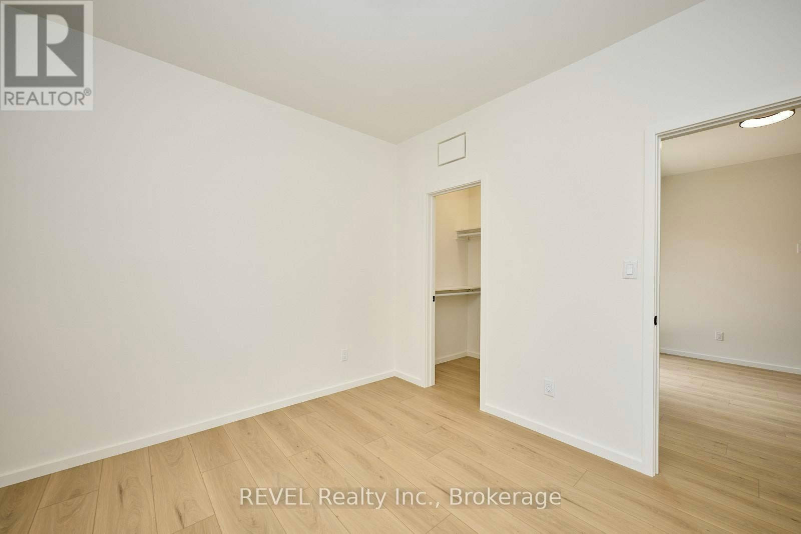 2-5361 Valley Way, Niagara Falls, ON, L2E 1X5 - 7