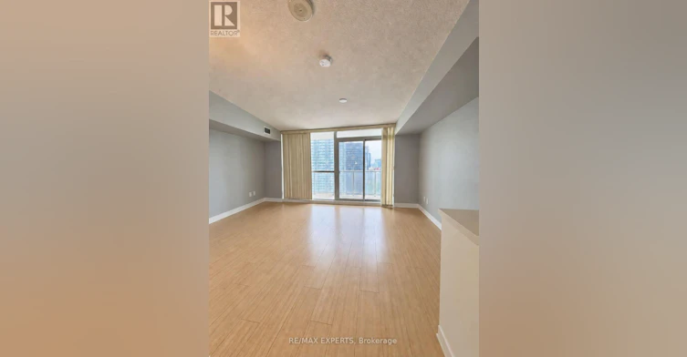 2509-75 Queens Wharf Road W, Toronto, ON, M5V 0J8 - 5