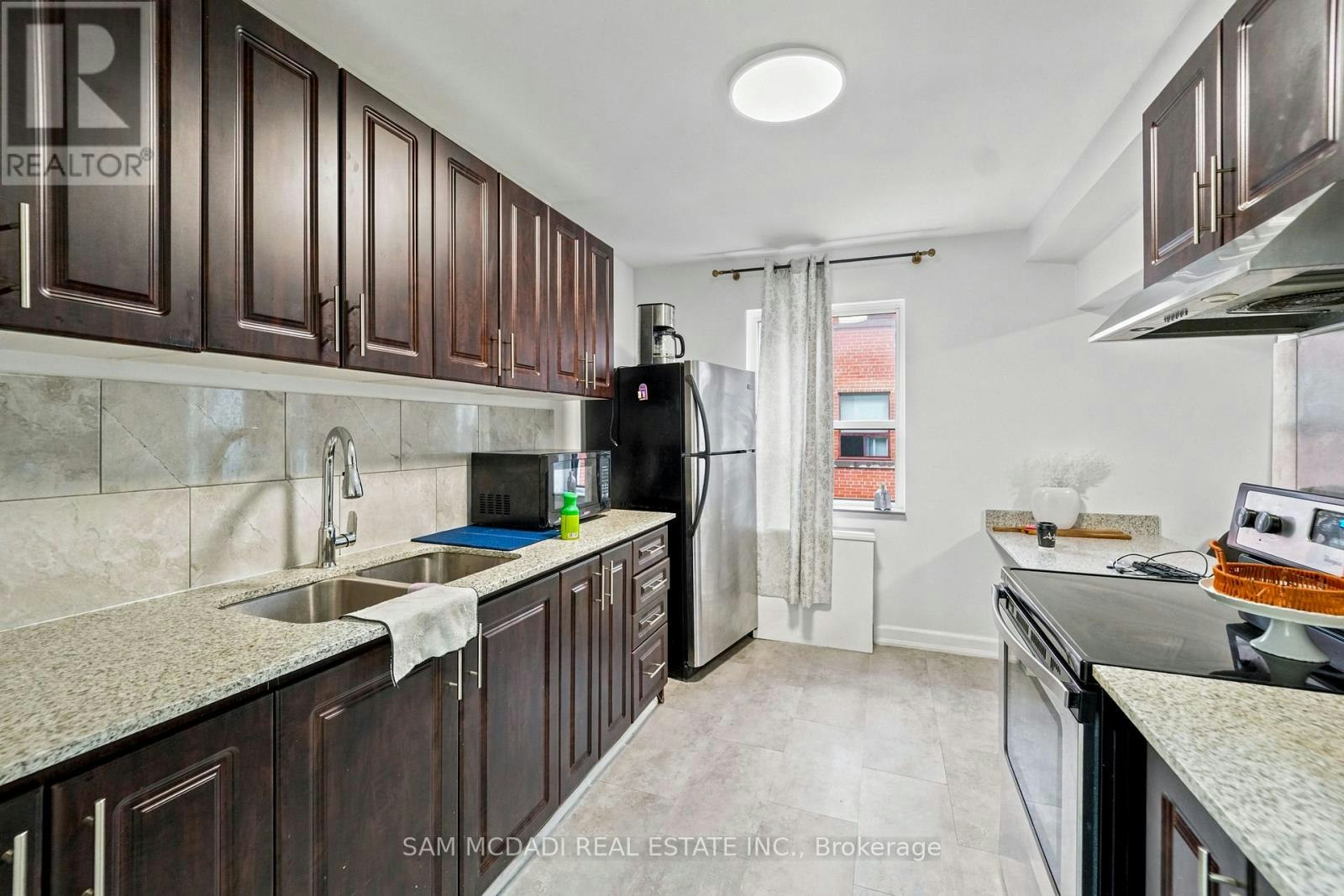 201-1016 O'connor Drive, Toronto, ON, M4B 2T3 - 5