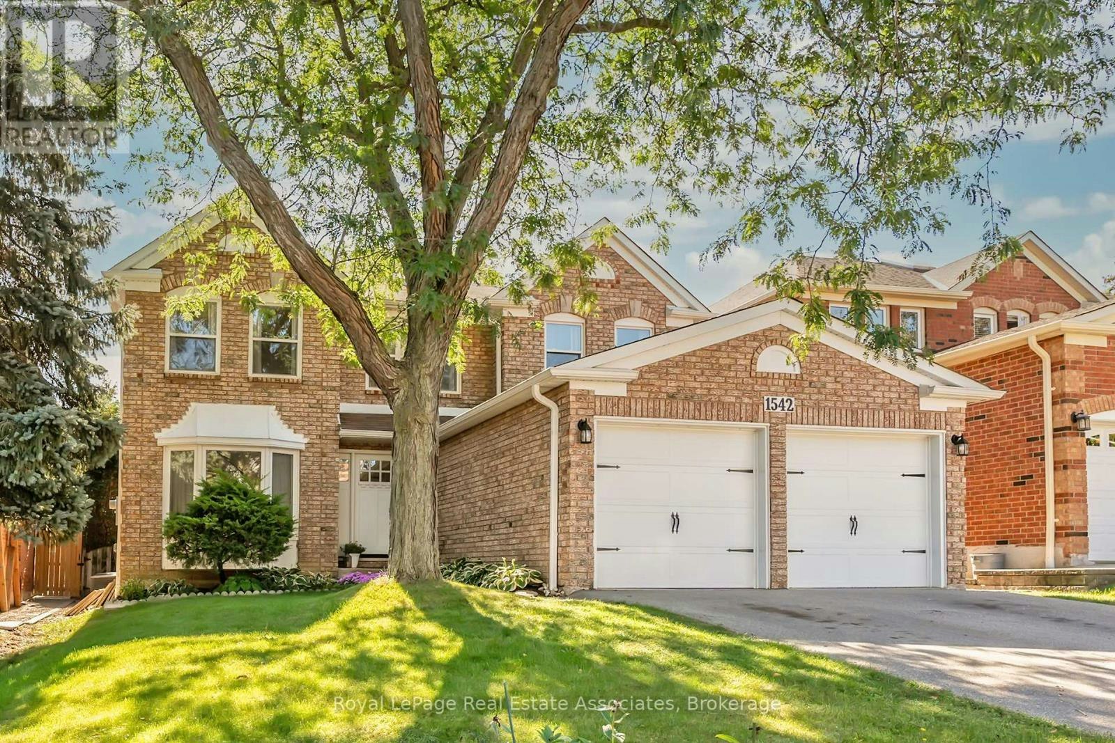 1542 Hollywell Avenue, Mississauga, ON, L5N 4P5