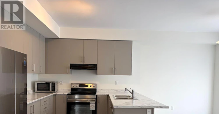 5 Derose Avenue S, Thorold, ON, L3B 5N5 - 4