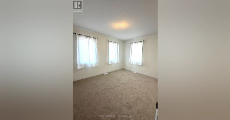 5 Derose Avenue S, Thorold, ON, L3B 5N5 - 18