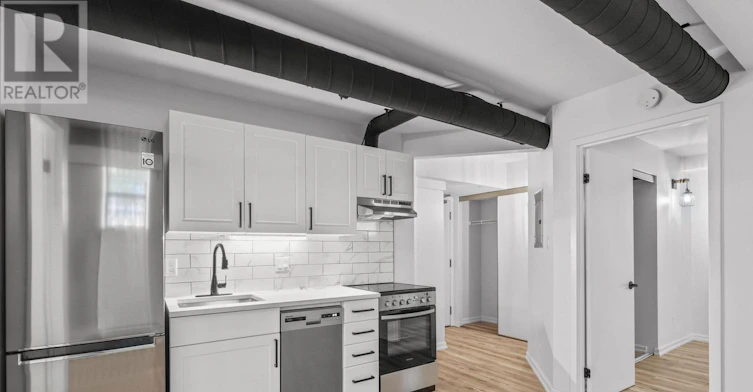 B3-330 Clarence Street, London, ON, N6A 6H6