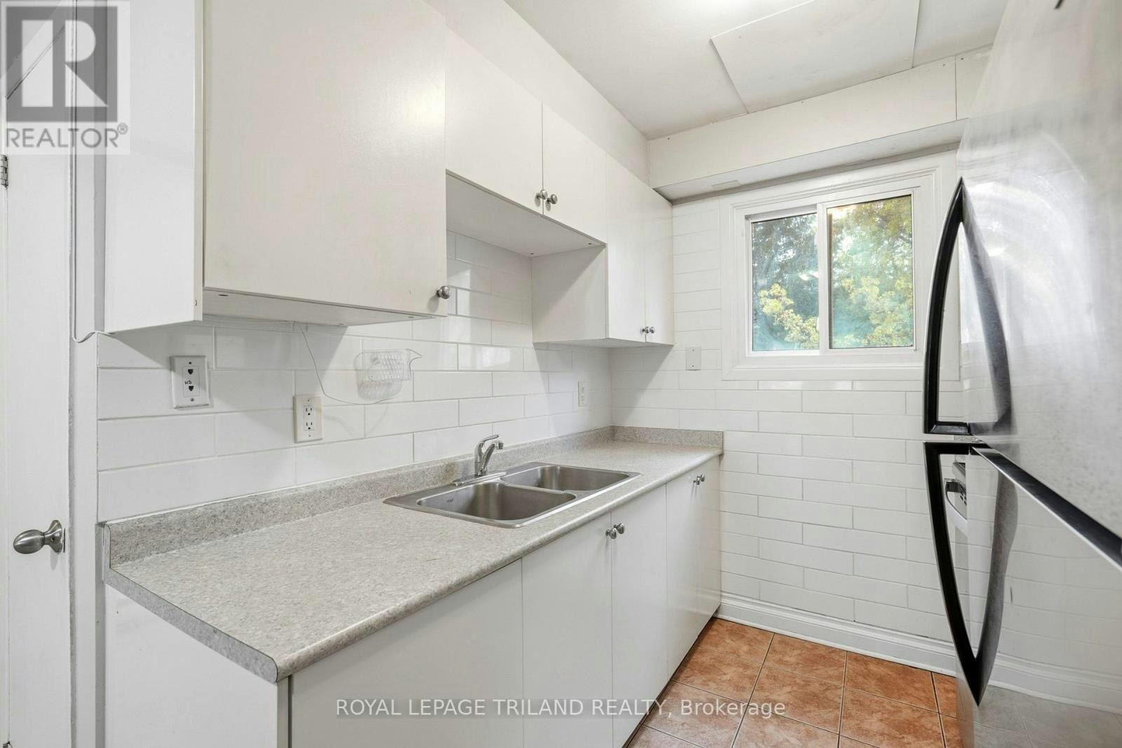 112-1600 Culver Drive, London, ON, N5V 3H5 - 5