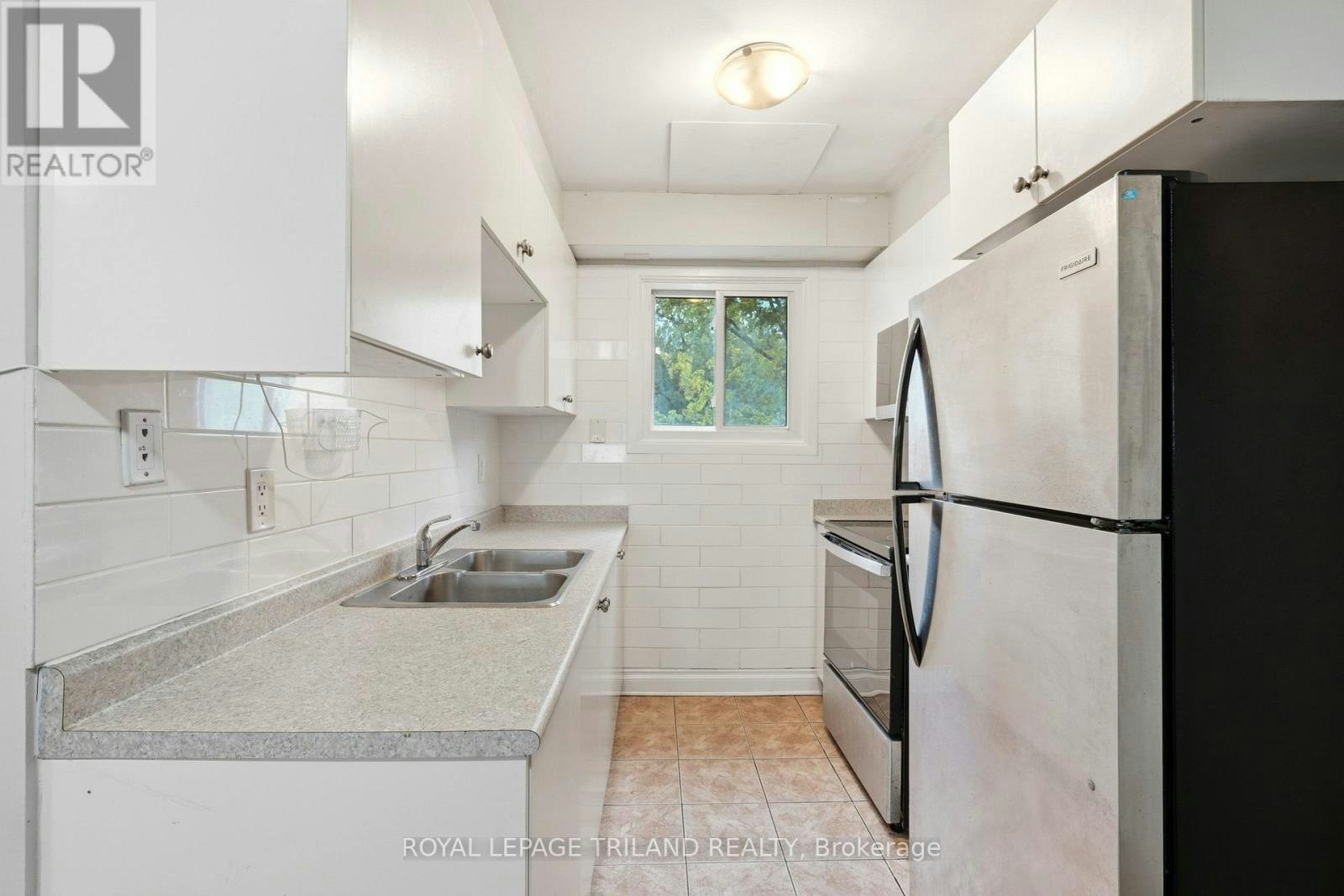 112-1600 Culver Drive, London, ON, N5V 3H5 - 4