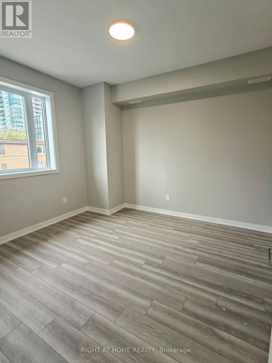C-1332 Thames Street, Ottawa, ON, K1Z 7N4 - 7