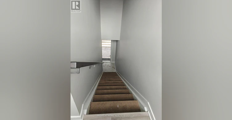 C-1332 Thames Street, Ottawa, ON, K1Z 7N4 - 3