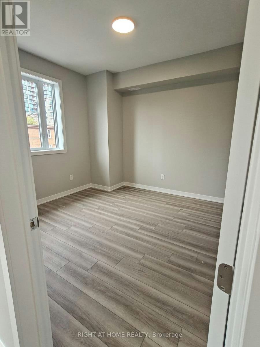C-1332 Thames Street, Ottawa, ON, K1Z 7N4 - 8
