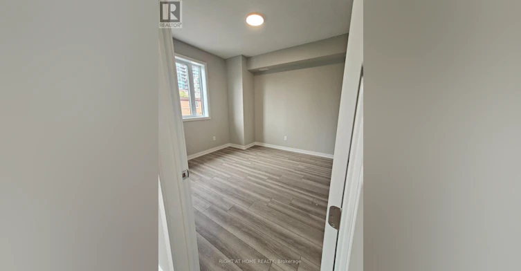 C-1332 Thames Street, Ottawa, ON, K1Z 7N4 - 8