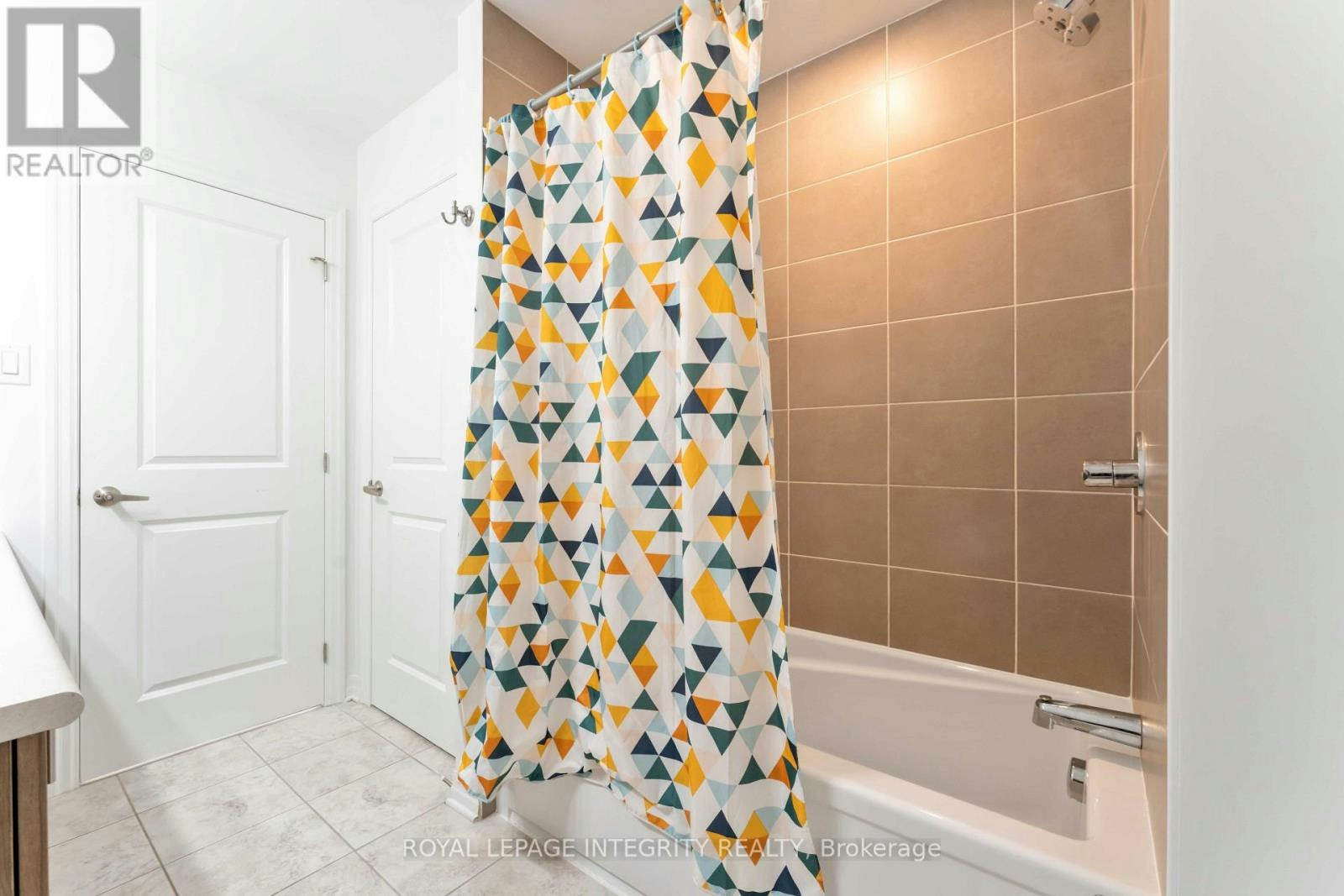 521 Rioja Street, Ottawa, ON, K2S 0H8 - 21
