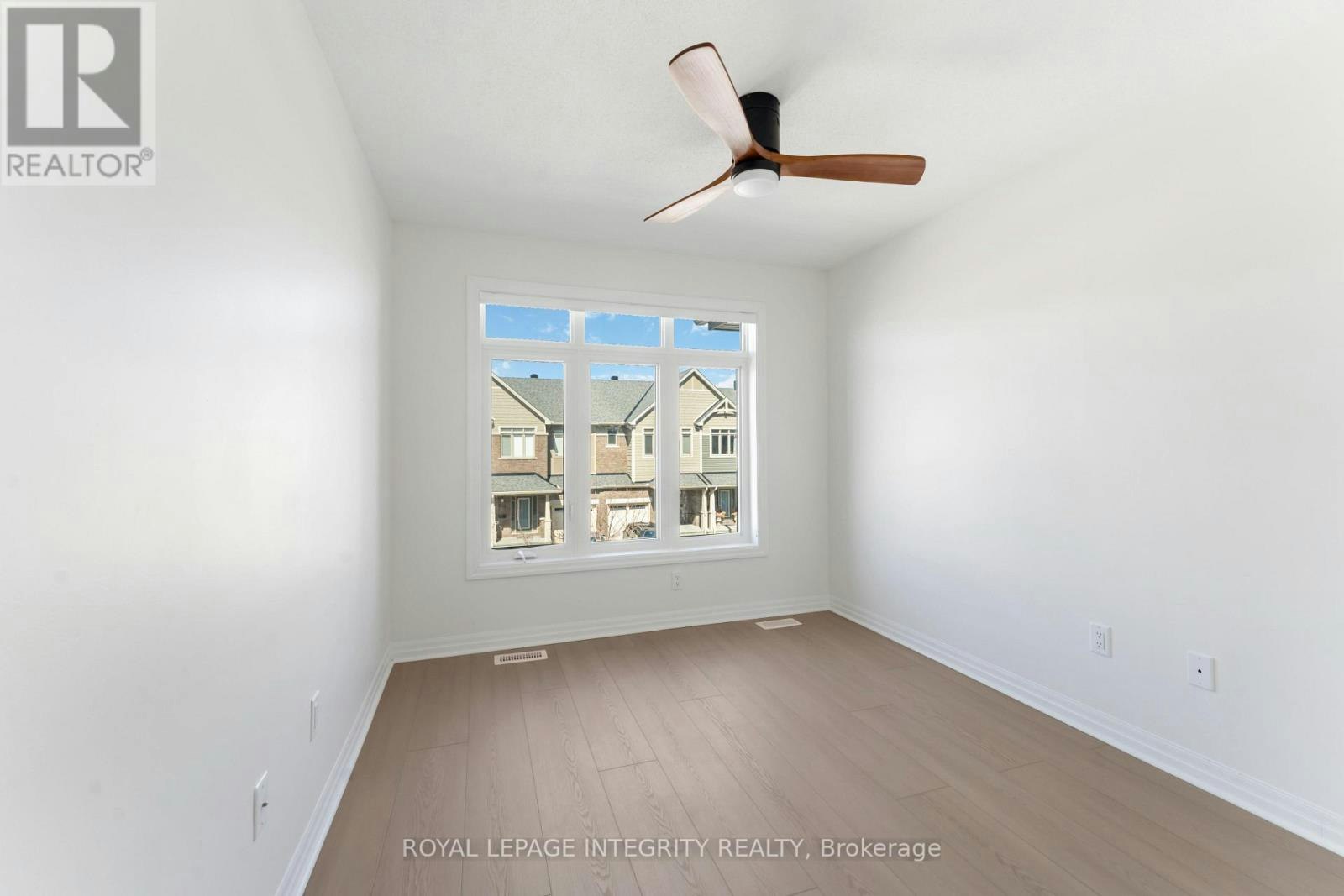 521 Rioja Street, Ottawa, ON, K2S 0H8 - 24