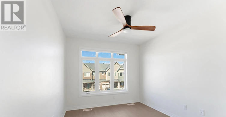 521 Rioja Street, Ottawa, ON, K2S 0H8 - 24