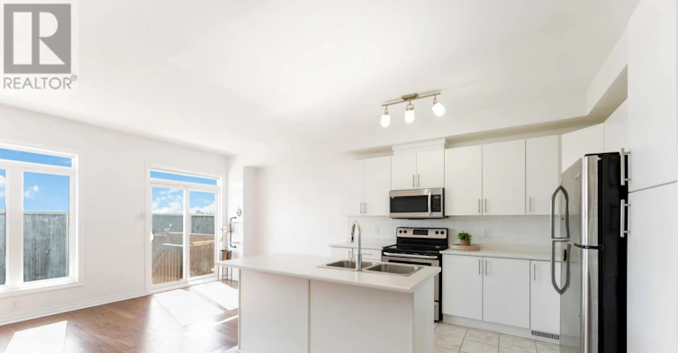 521 Rioja Street, Ottawa, ON, K2S 0H8 - 10