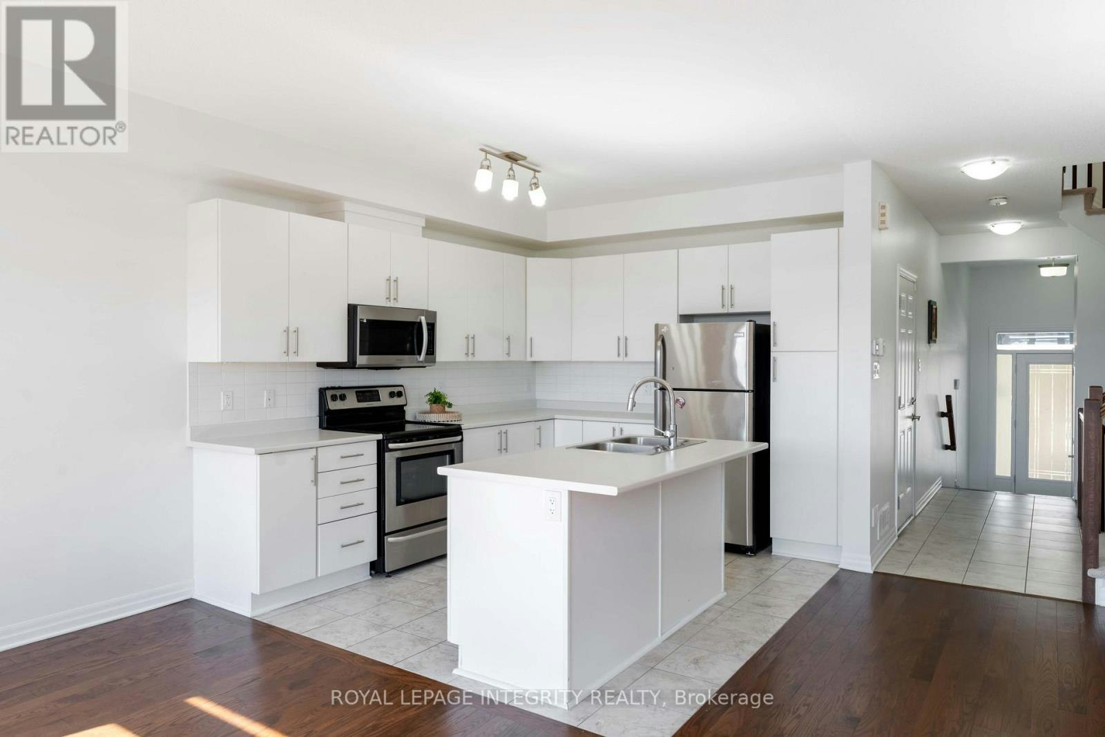 521 Rioja Street, Ottawa, ON, K2S 0H8 - 13
