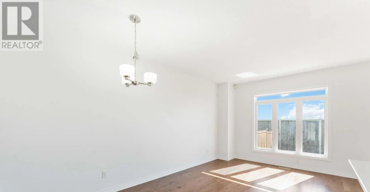 521 Rioja Street, Ottawa, ON, K2S 0H8 - 8