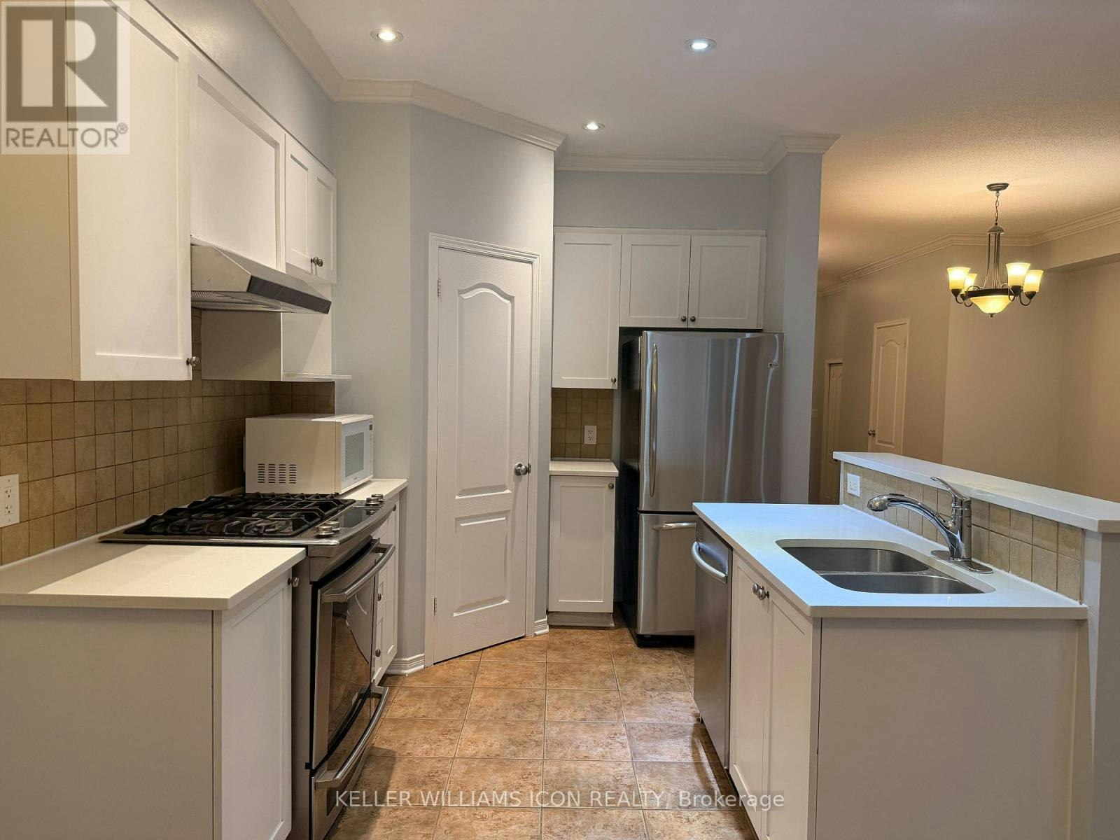 262 Badgeley Avenue, Ottawa, ON, K2T 0A7 - 5