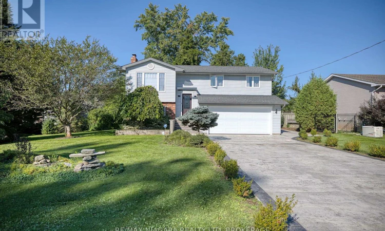 31 Pleasant Avenue S