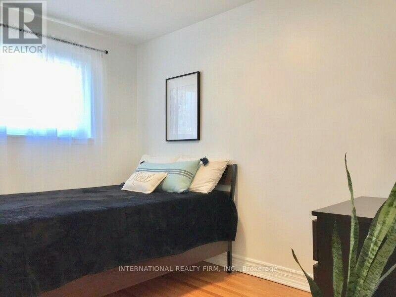 UPPER-77 Elise Terrace, Toronto, ON, M2R 2W9 - 6