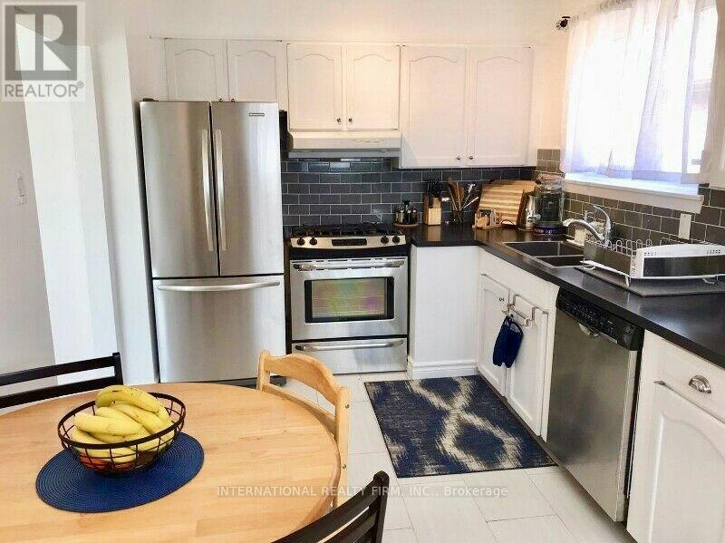 UPPER-77 Elise Terrace, Toronto, ON, M2R 2W9