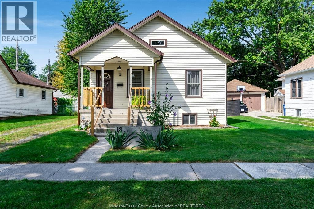 13 Westmoreland Avenue, Leamington, ON, N8H 3P2