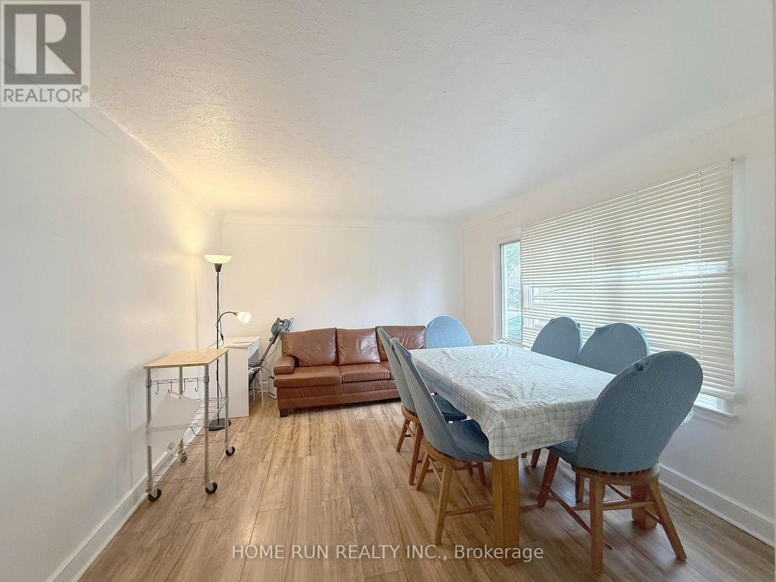 68 Meadowlands Drive W, Ottawa, ON, K2G 2R6 - 7