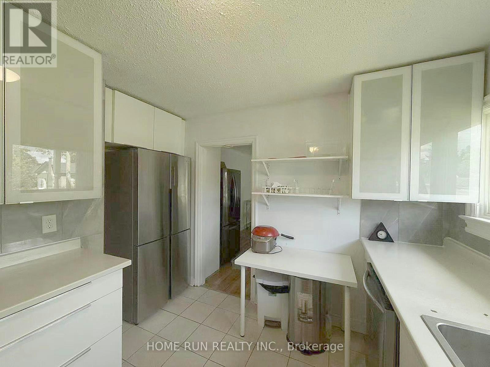 68 Meadowlands Drive W, Ottawa, ON, K2G 2R6 - 6