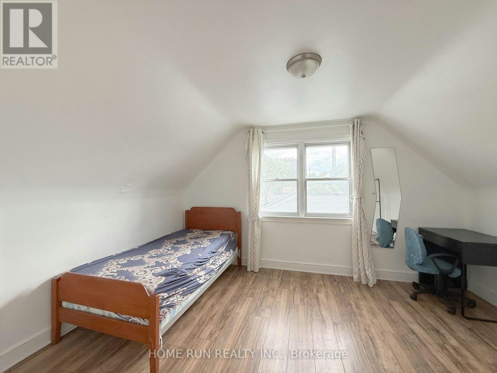 68 Meadowlands Drive W, Ottawa, ON, K2G 2R6 - 18