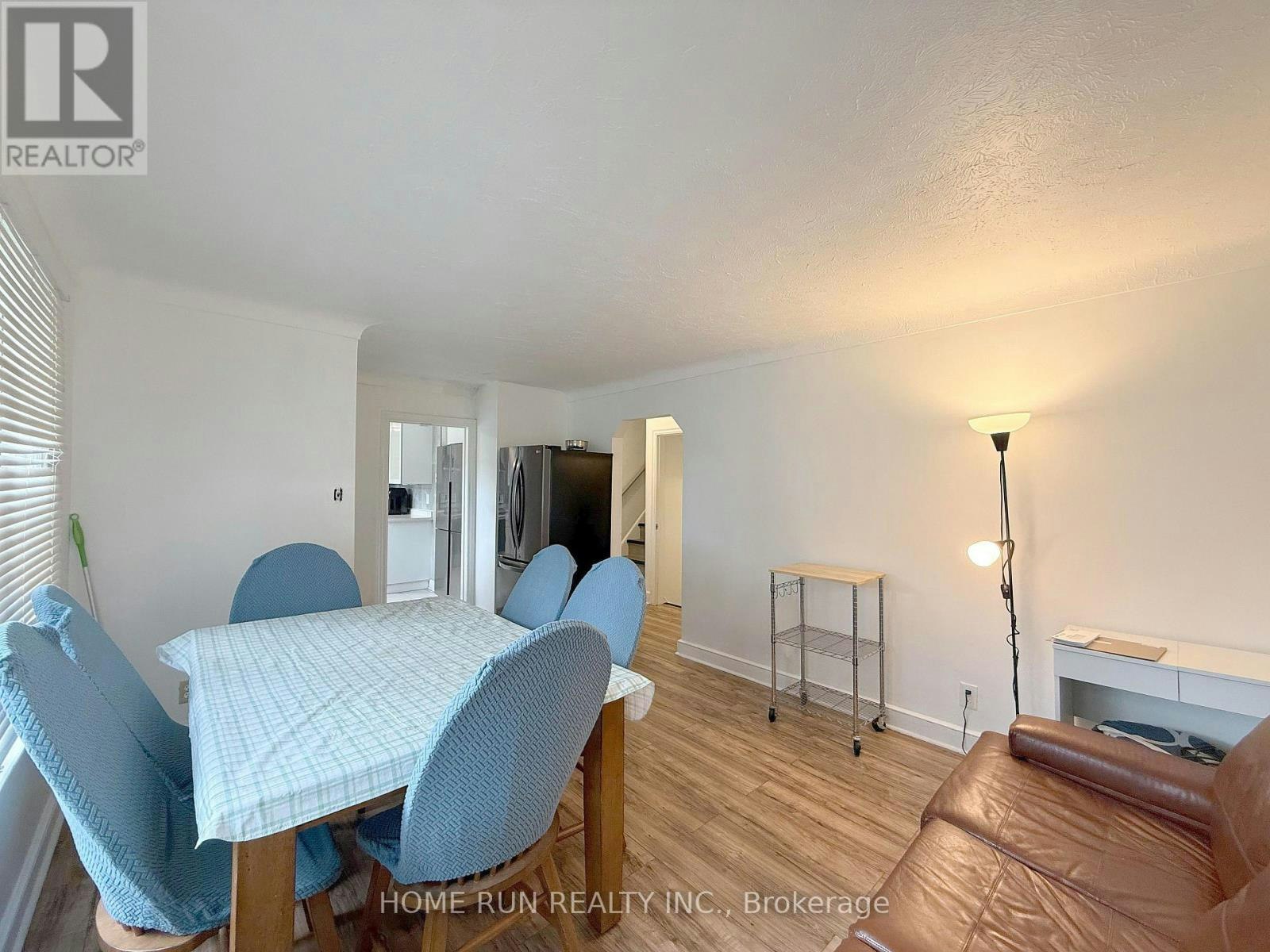 68 Meadowlands Drive W, Ottawa, ON, K2G 2R6 - 8