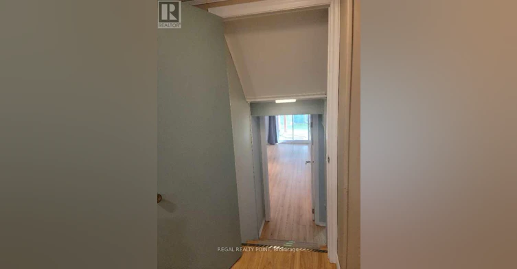 45 Mintwood Drive, Toronto, ON, M2M 3A6 - 2