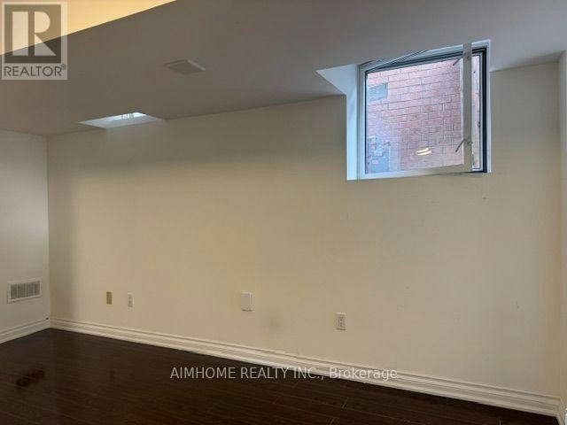28 Garcia Basement Street, Markham, ON, L3R 4R8 - 5