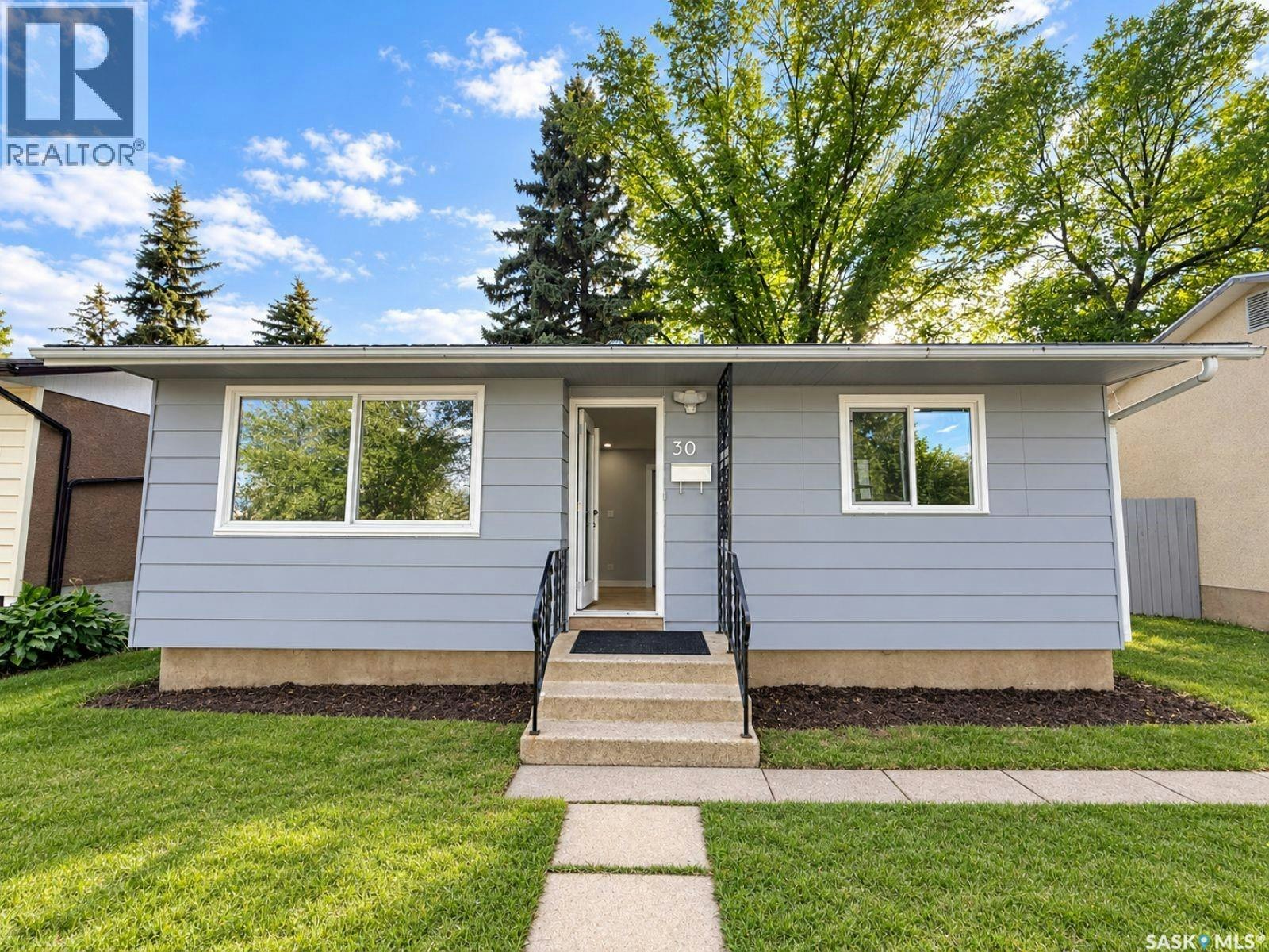30 Confederation Crescent, Saskatoon, SK, S7L 4V2