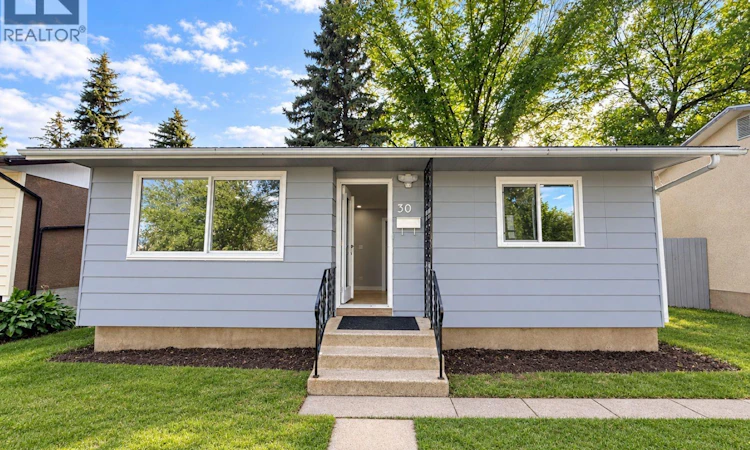30 Confederation Crescent