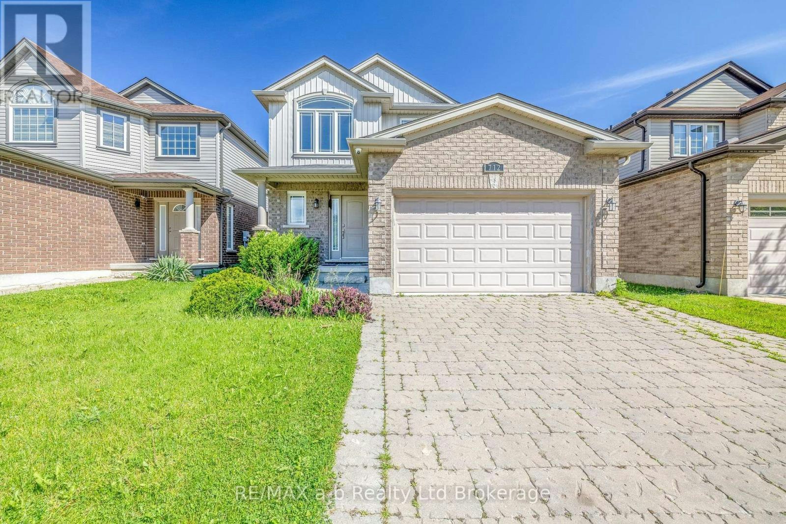712 Blackacres Boulevard, London, ON, N6G 0J1