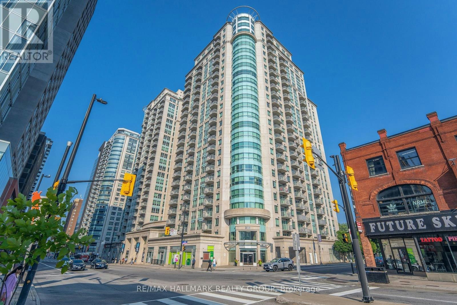 1405-200 Rideau Street, Ottawa, ON, K1N 5Y1