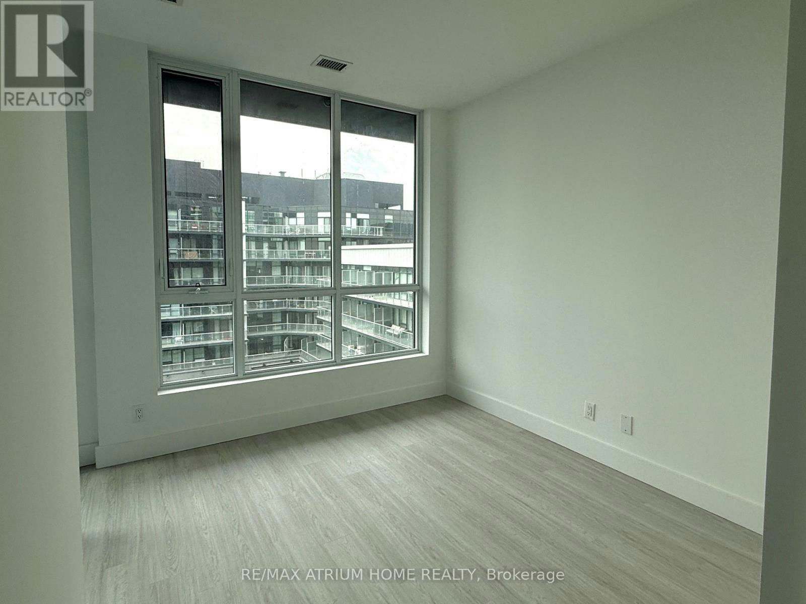 704-6 Greenbriar Road, Toronto, ON, M2K 0H6 - 8