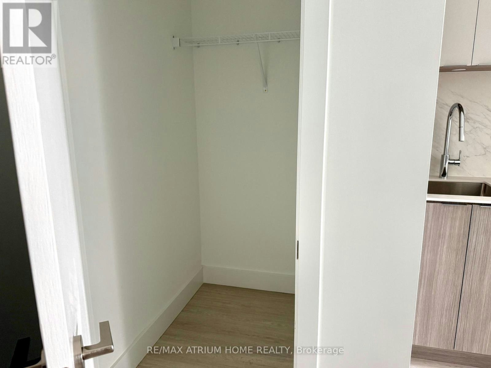 704-6 Greenbriar Road, Toronto, ON, M2K 0H6 - 15