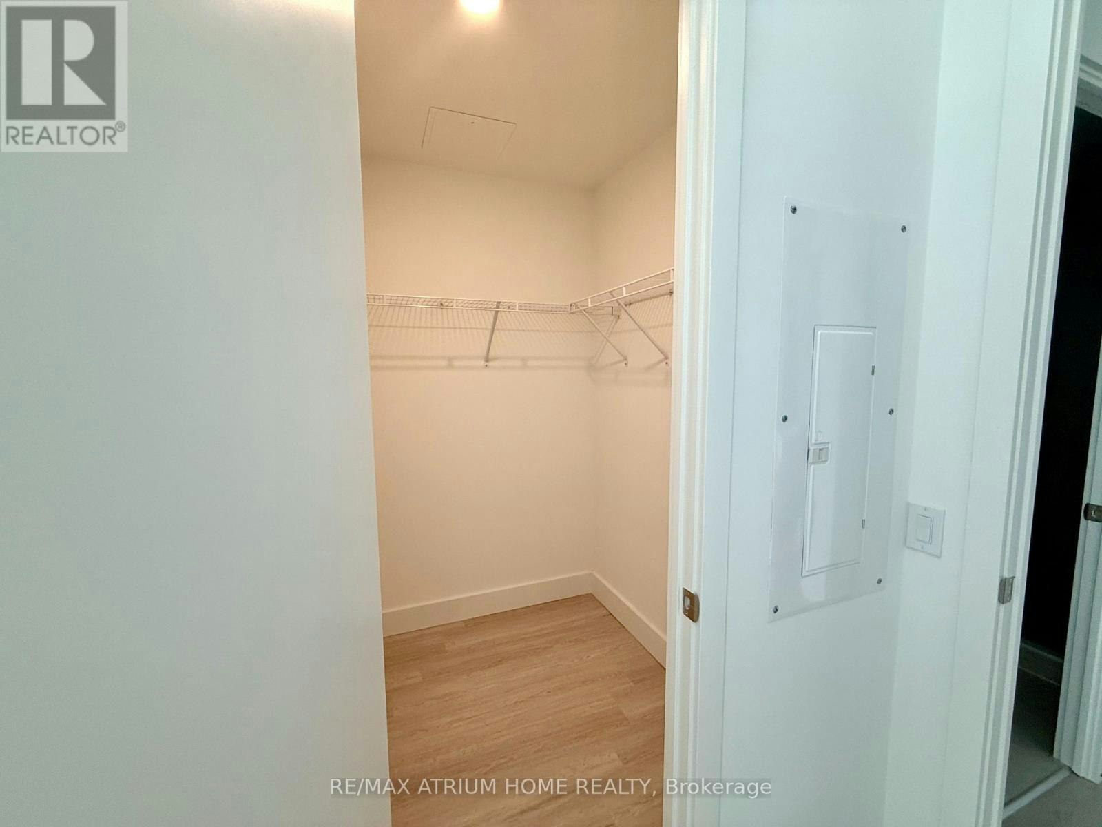 704-6 Greenbriar Road, Toronto, ON, M2K 0H6 - 10