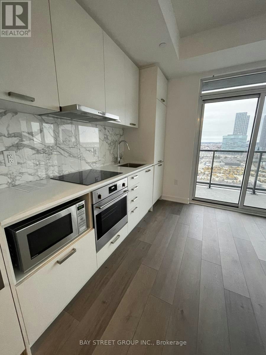 1717-10 Honeycrisp Crescent, Vaughan, ON, L4K 0M7 - 2