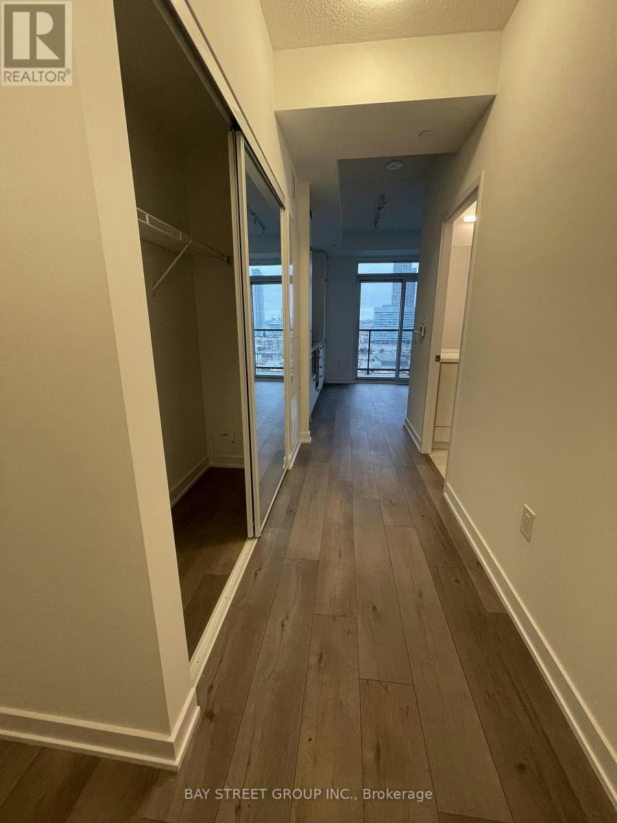 1717-10 Honeycrisp Crescent, Vaughan, ON, L4K 0M7 - 10