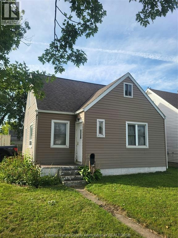 591 Charlotte, Windsor, ON, N8X 3A4