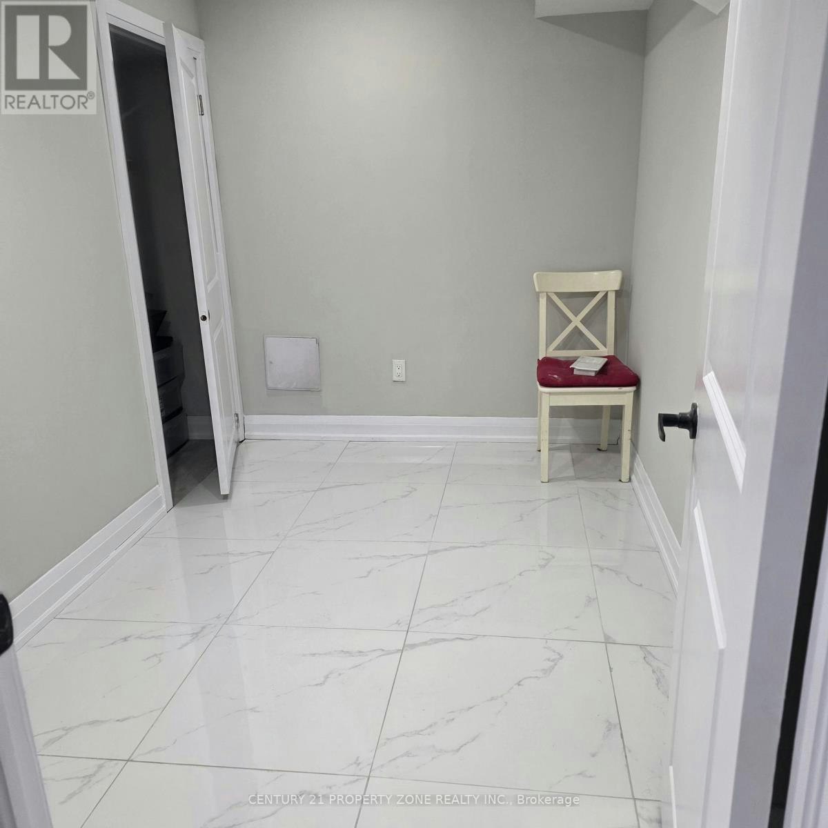 2 Bachelor Street, Brampton, ON, L7A 5B1 - 6