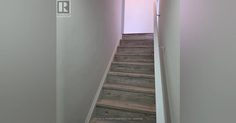 2 Bachelor Street, Brampton, ON, L7A 5B1 - 12