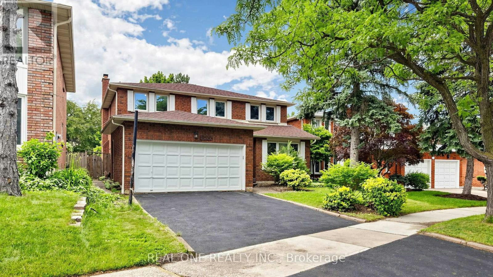 2027 Roy Ivor Crescent, Mississauga, ON, L5L 3N7