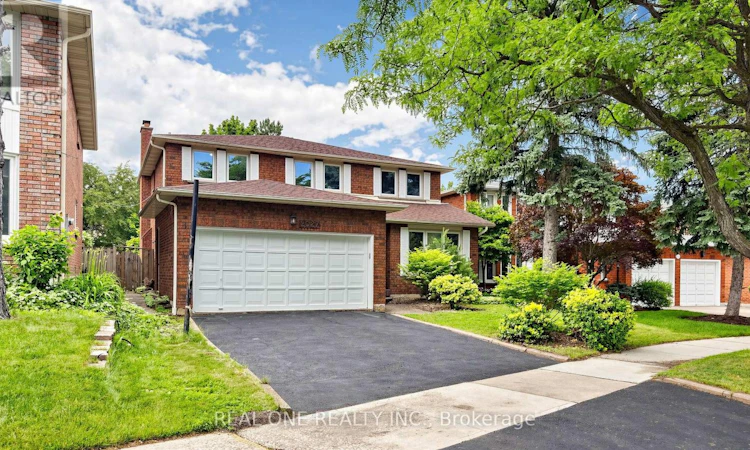 2027 Roy Ivor Crescent